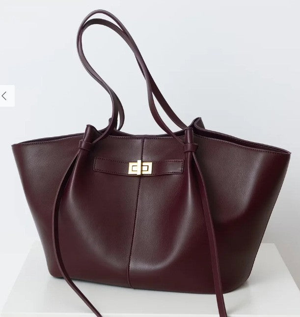 Scandinavian Chic Large Shoulder Tote